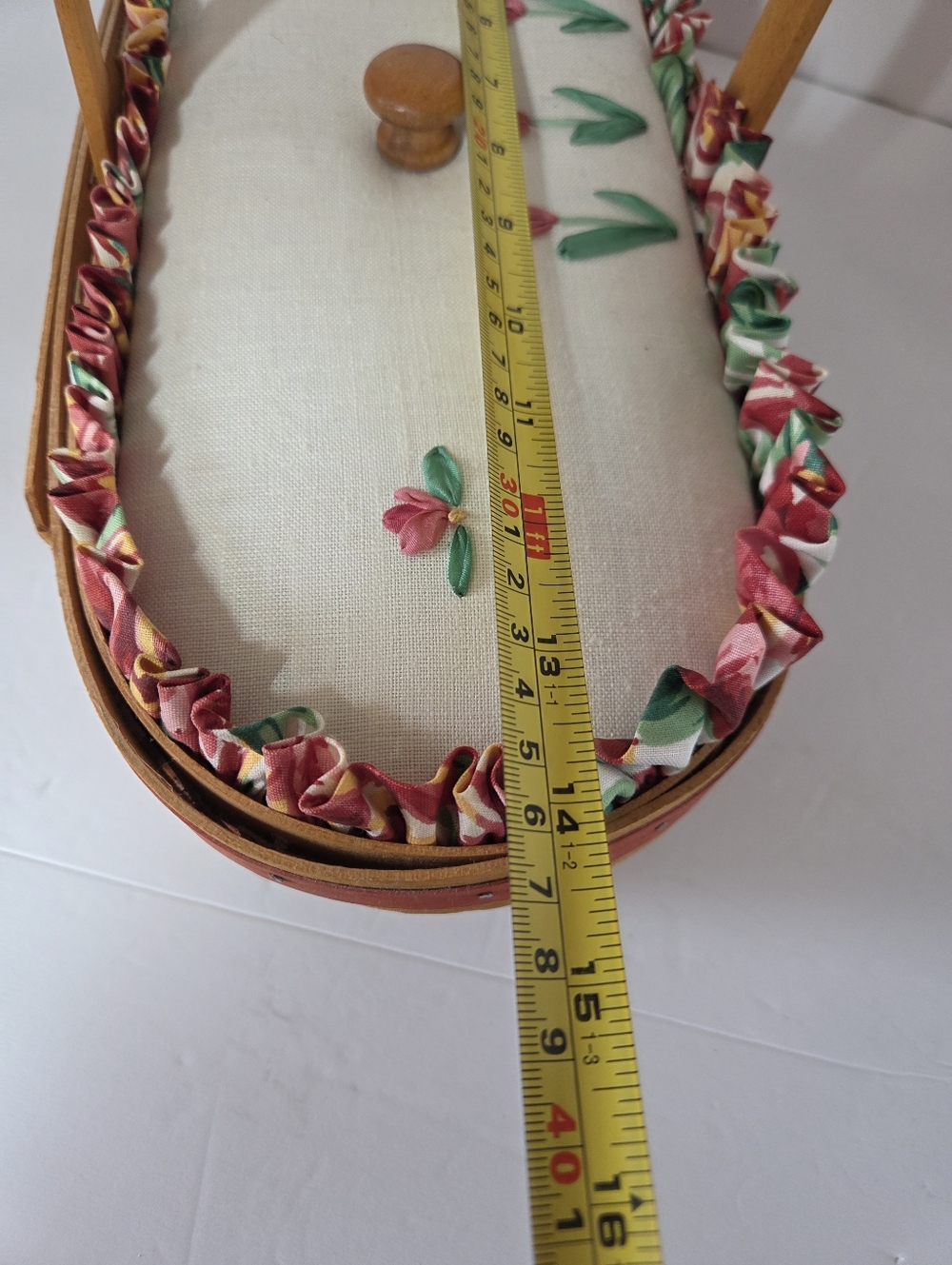 Longaberger May Series Tulip Basket 1995 With Heart Of Dresden Lid And Liner - Picture 4 of 7